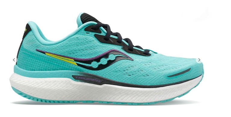 Das Bild zeigt einen schwarzen Laufschuh von der Firma saucony triumph